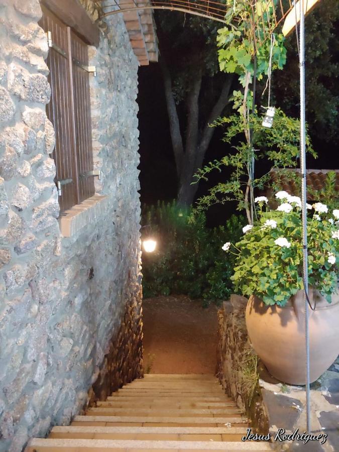 La Simona Casa Rural Perales del Puerto Eksteriør bilde